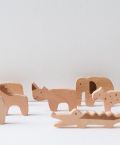 Figurines animaux en bois – lot de 8