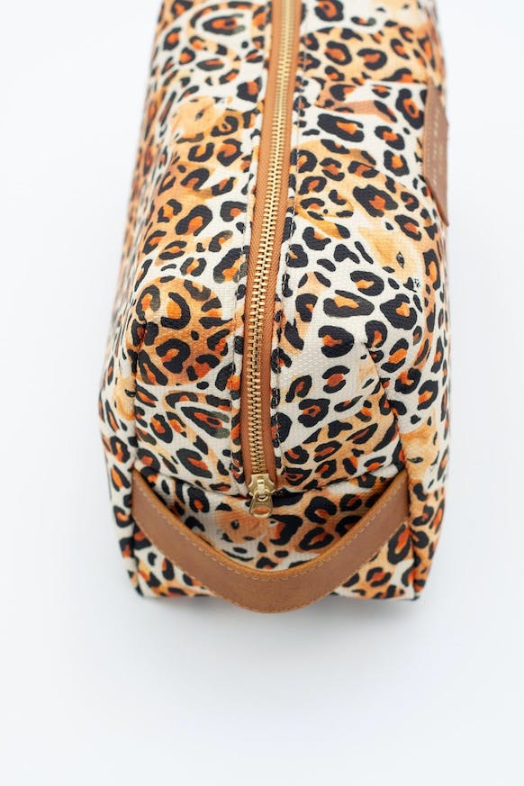 Trousse De Toilette Léopard Pour Femme - 21x14x12 Cm, Polyester, Portable, Pour Voyage Ou Quotidien