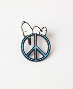 Pin’s Snoopy ‘Good vibes’- Peace