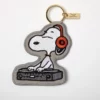 Porte-clé brodé Snoopy – DJ