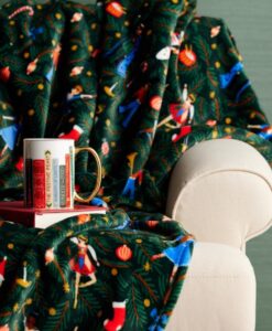 Mug ‘Festive Book Club’ Rifle Paper